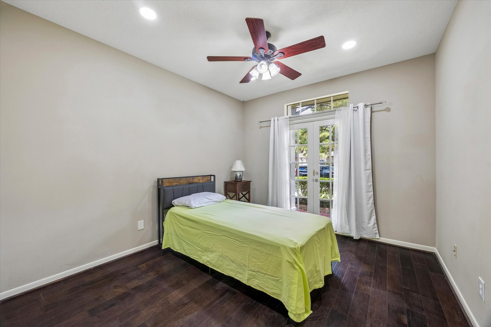 15835 Echo Lodge Drive Property Photo 22