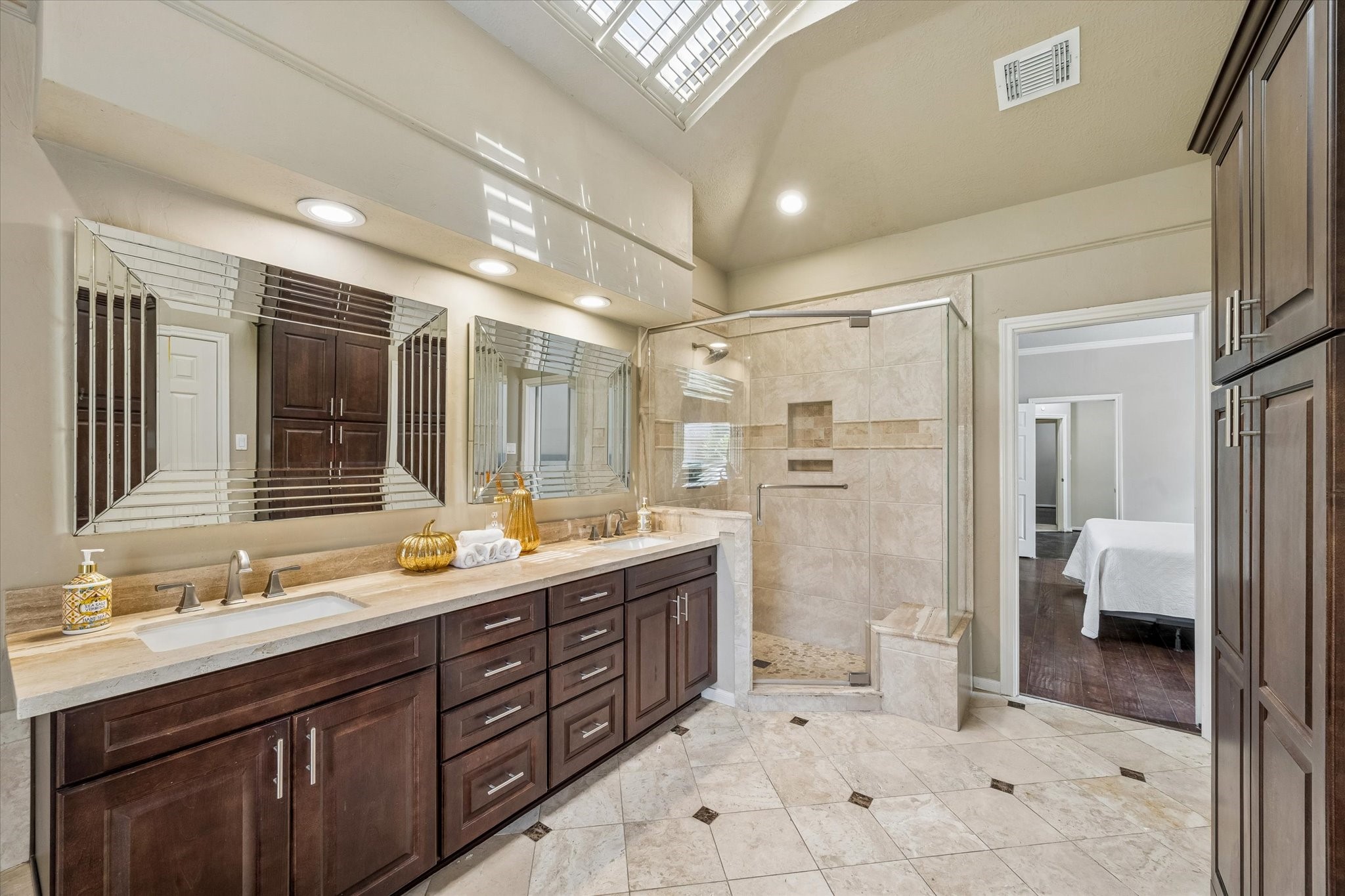 15835 Echo Lodge Drive Property Photo 26