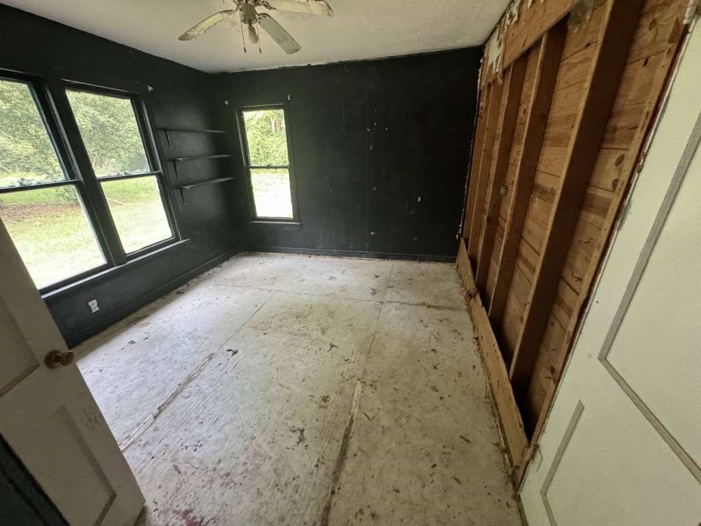 410 Shady Lane Property Photo 4