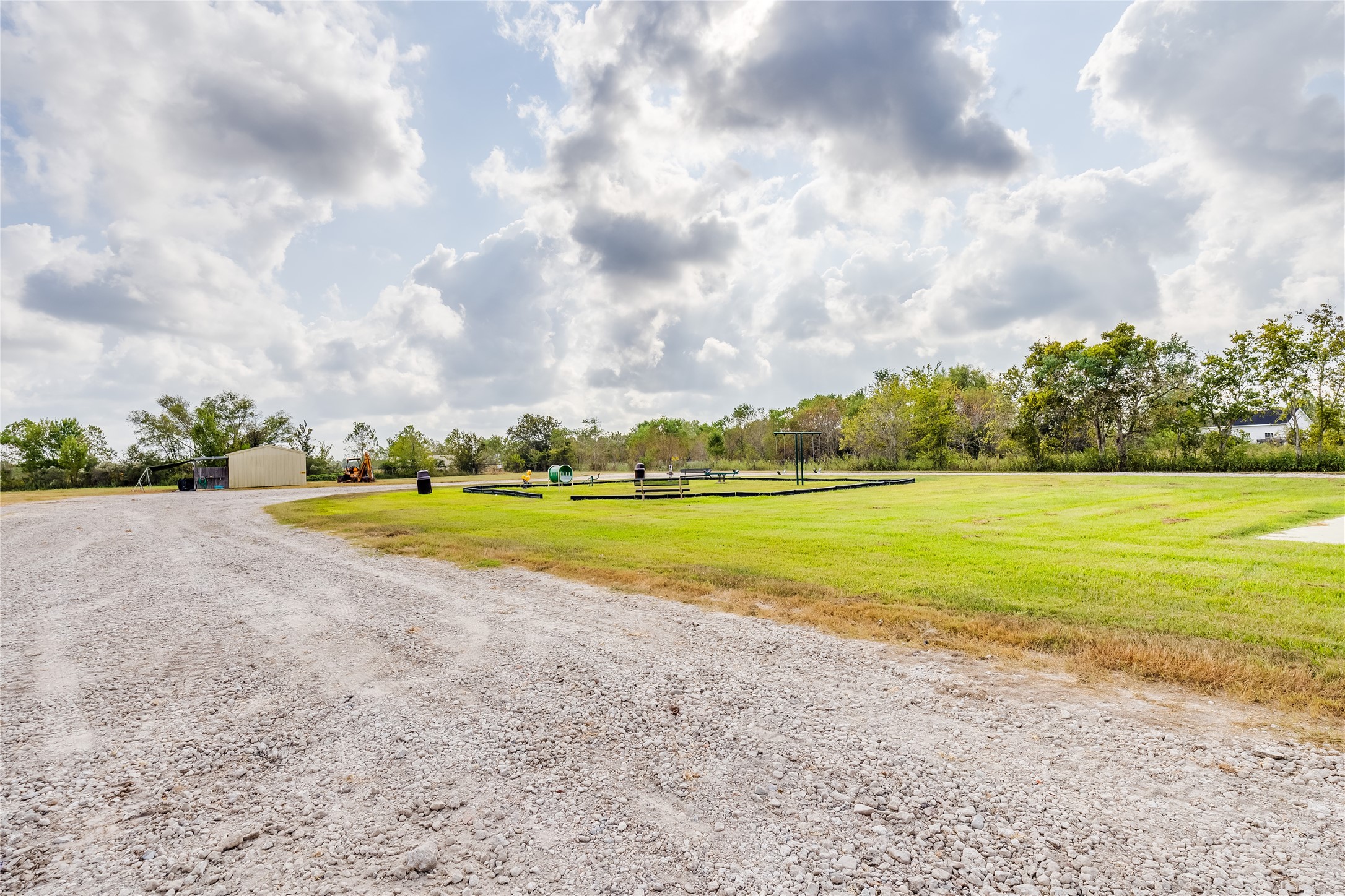 4227 Old Chocolate Bayou Road Property Photo 9