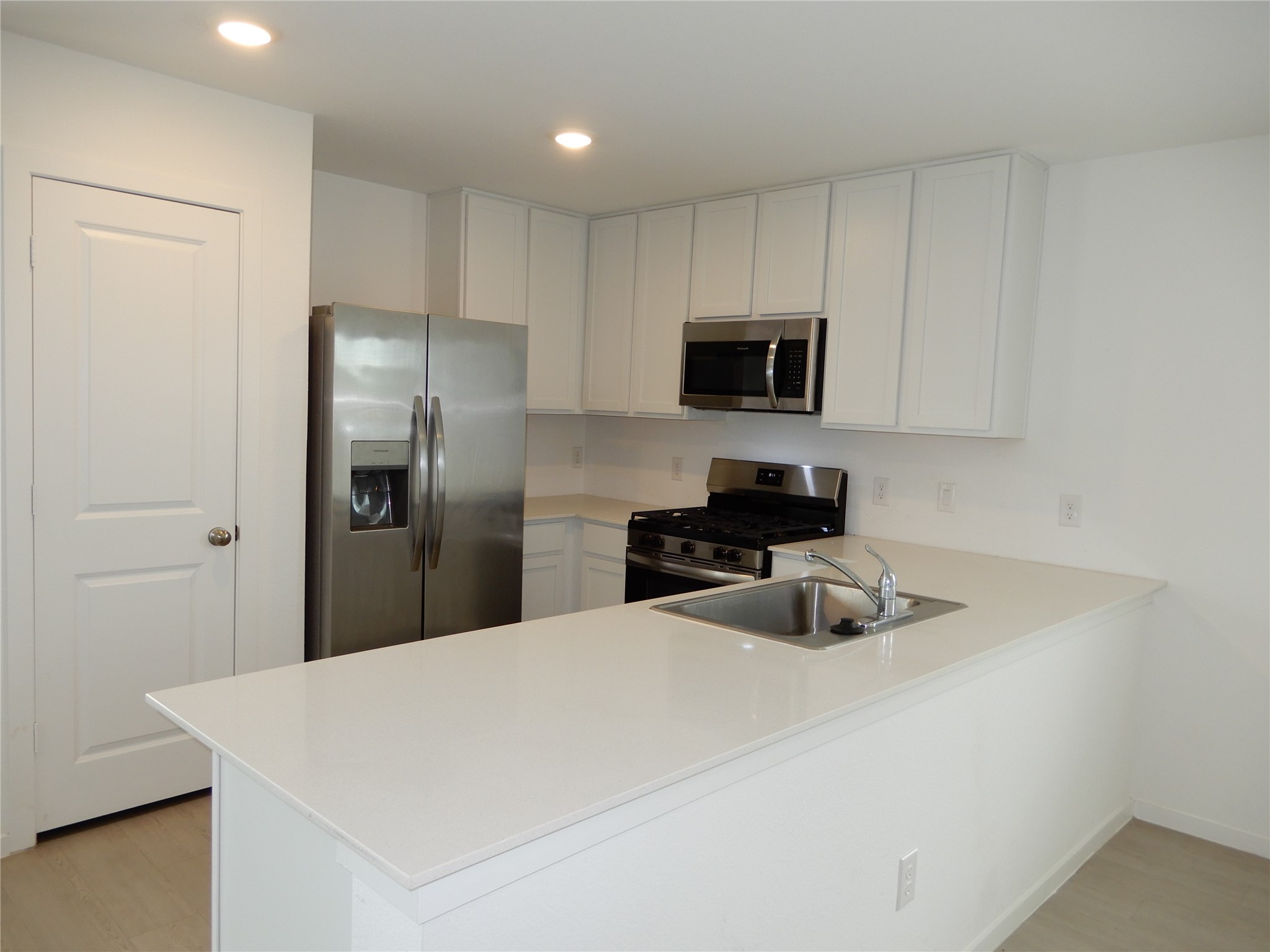 21102 Trivento Drive Property Photo 4
