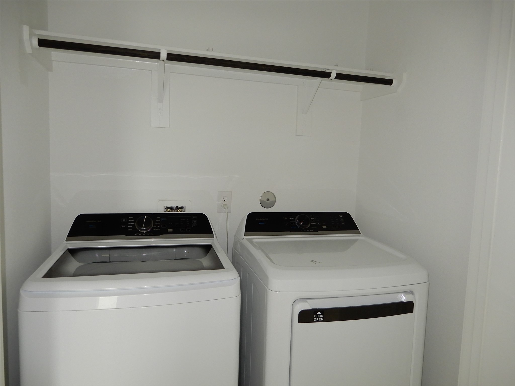 21102 Trivento Drive Property Photo 16