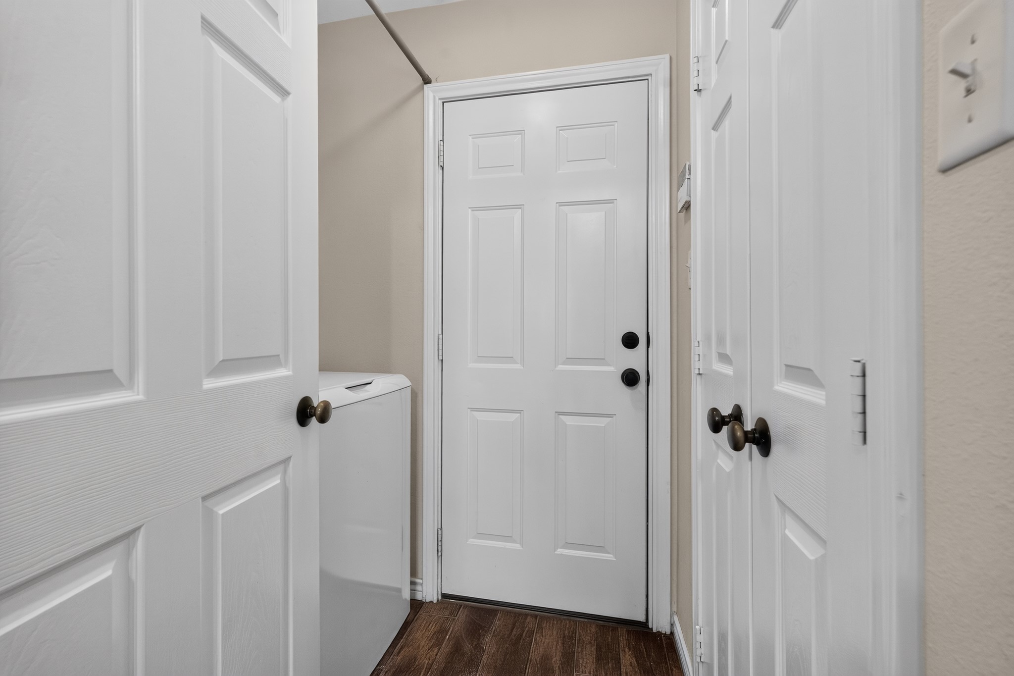 3743 Essen Loop Property Photo 19