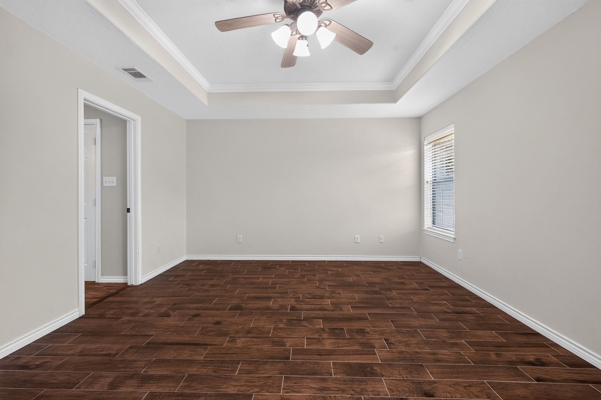 3743 Essen Loop Property Photo 21