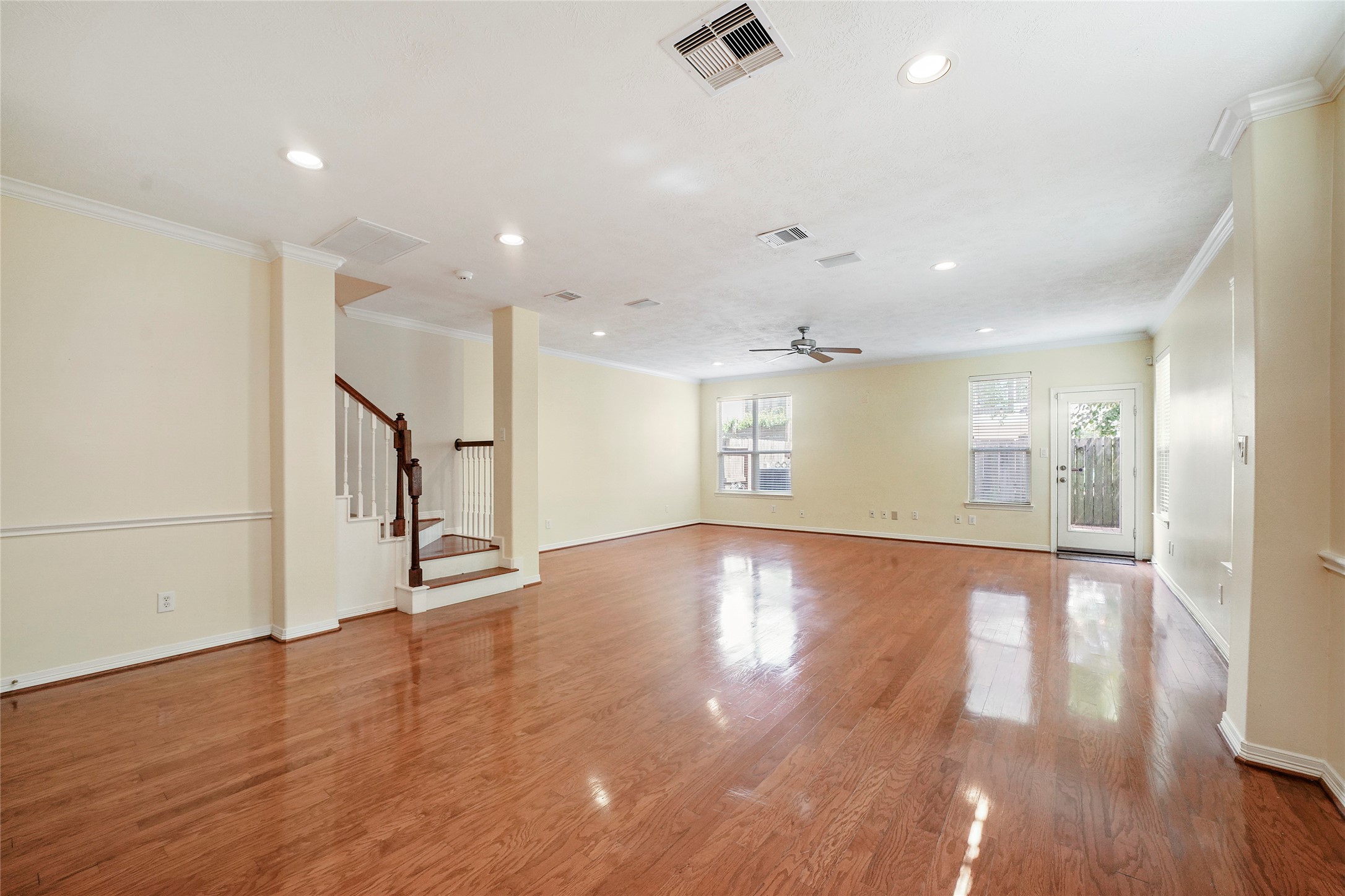 5830 Petty Street Property Photo 6