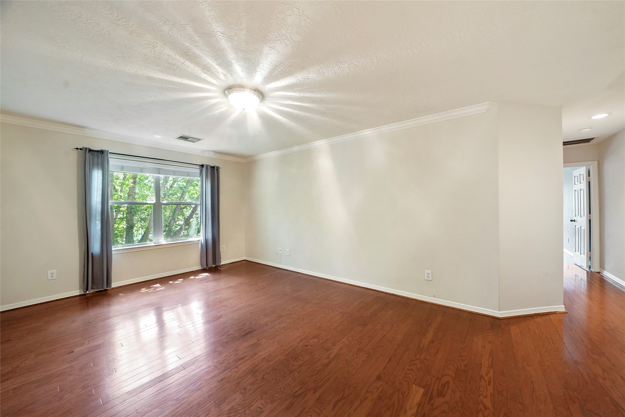 5830 Petty Street Property Photo 9