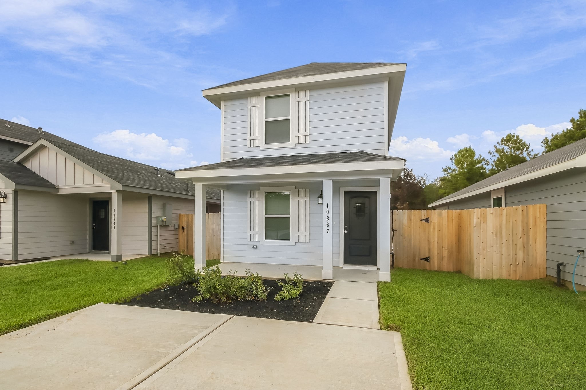 10867 N Baron Village Drive Property Photo 1