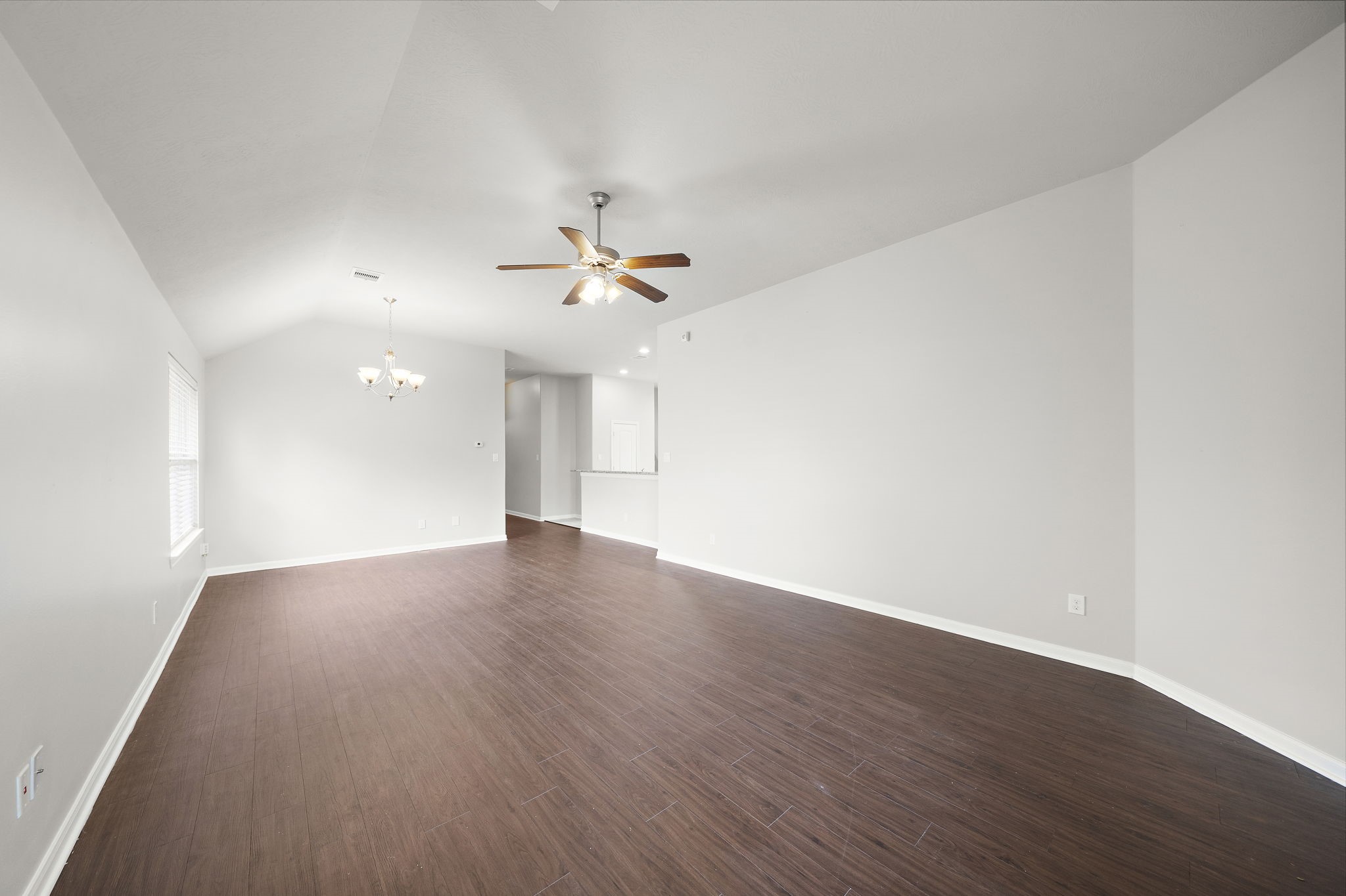 26218 Lillian Springs Property Photo 6