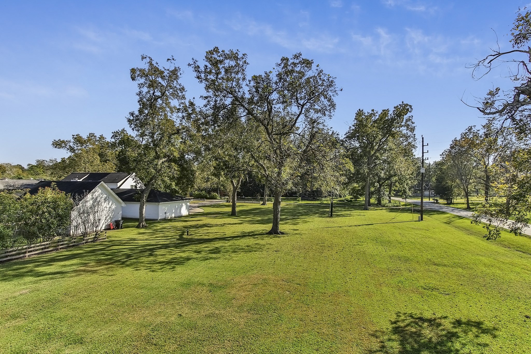 5511 Greentree Drive Drive Property Photo 8