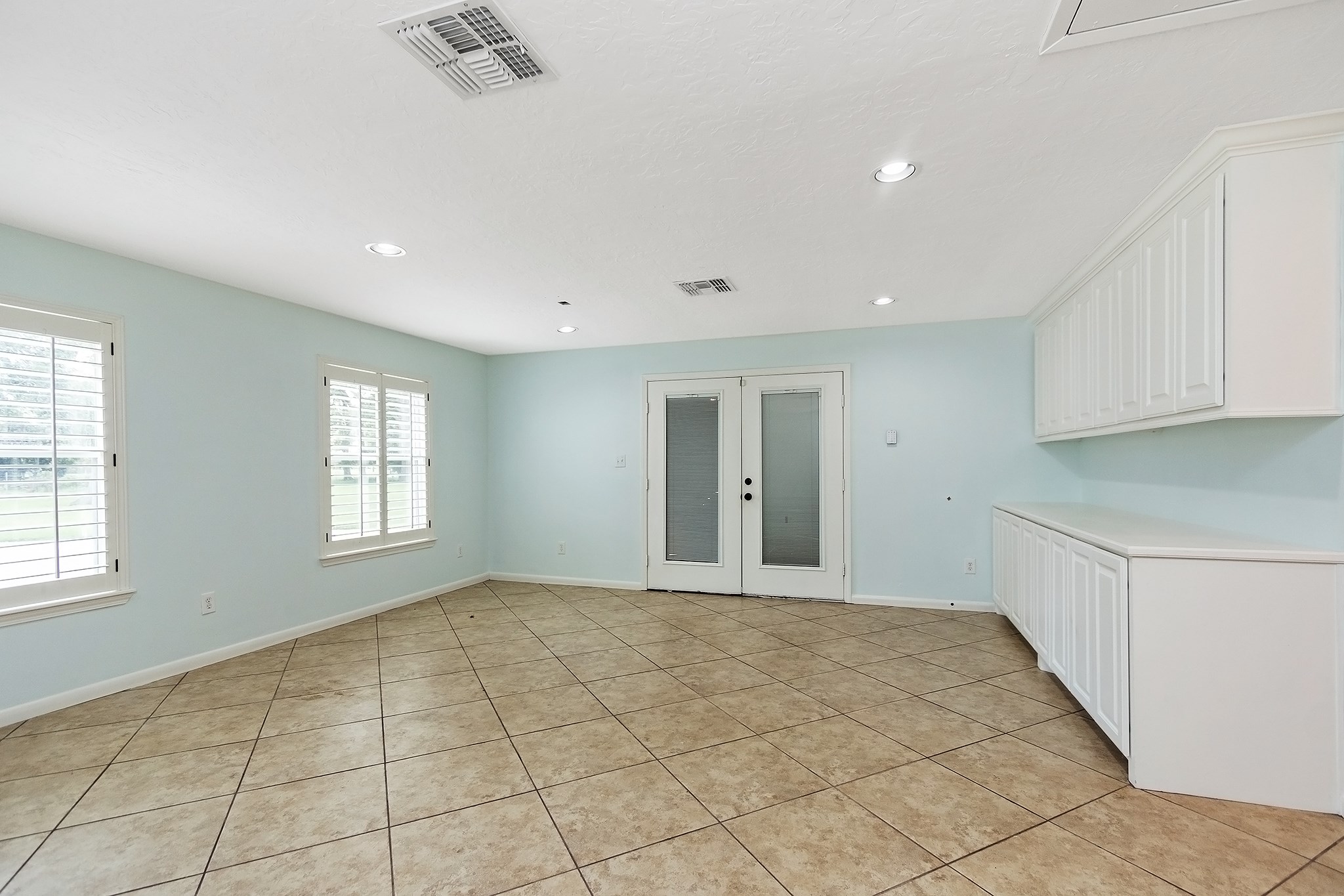 5511 Greentree Drive Drive Property Photo 27