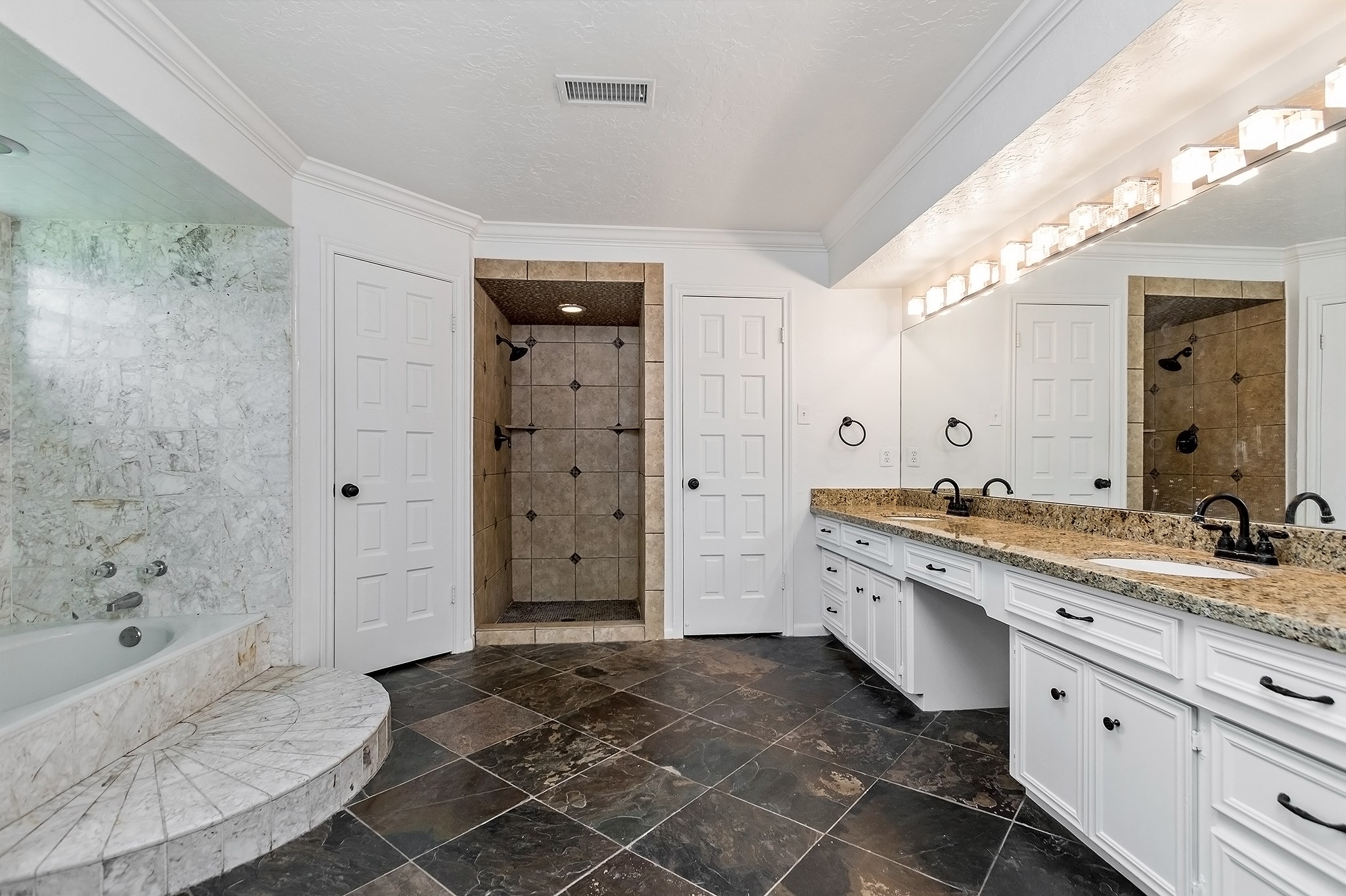 5511 Greentree Drive Drive Property Photo 39