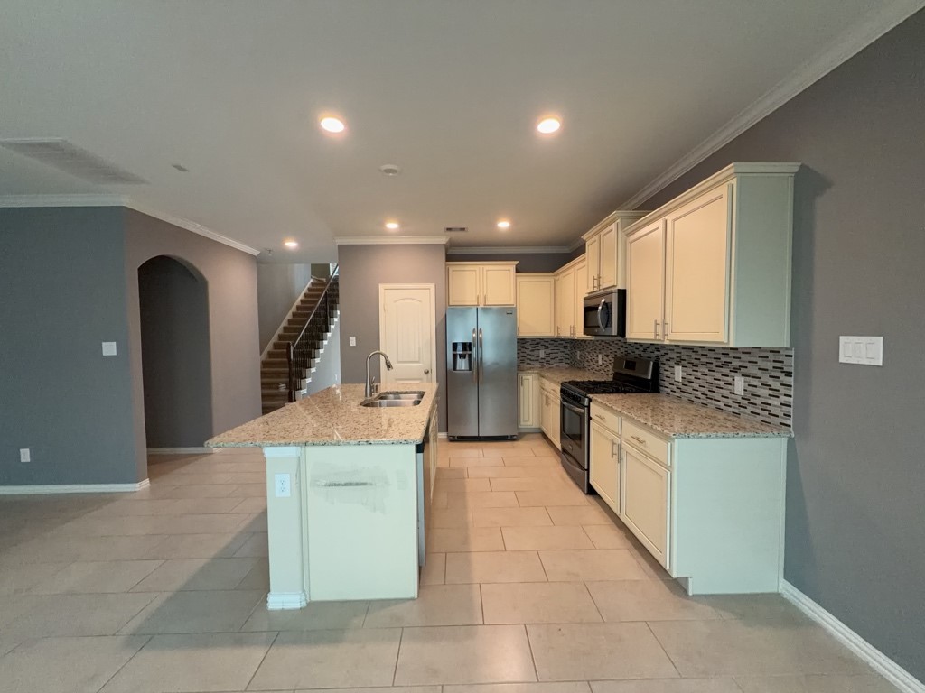 18107 Golden Falls Lane Property Photo 24