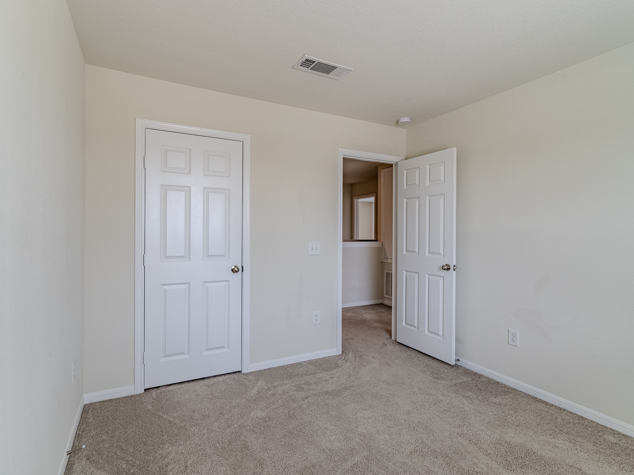 4406 Rushing Ridge Court Property Photo 30