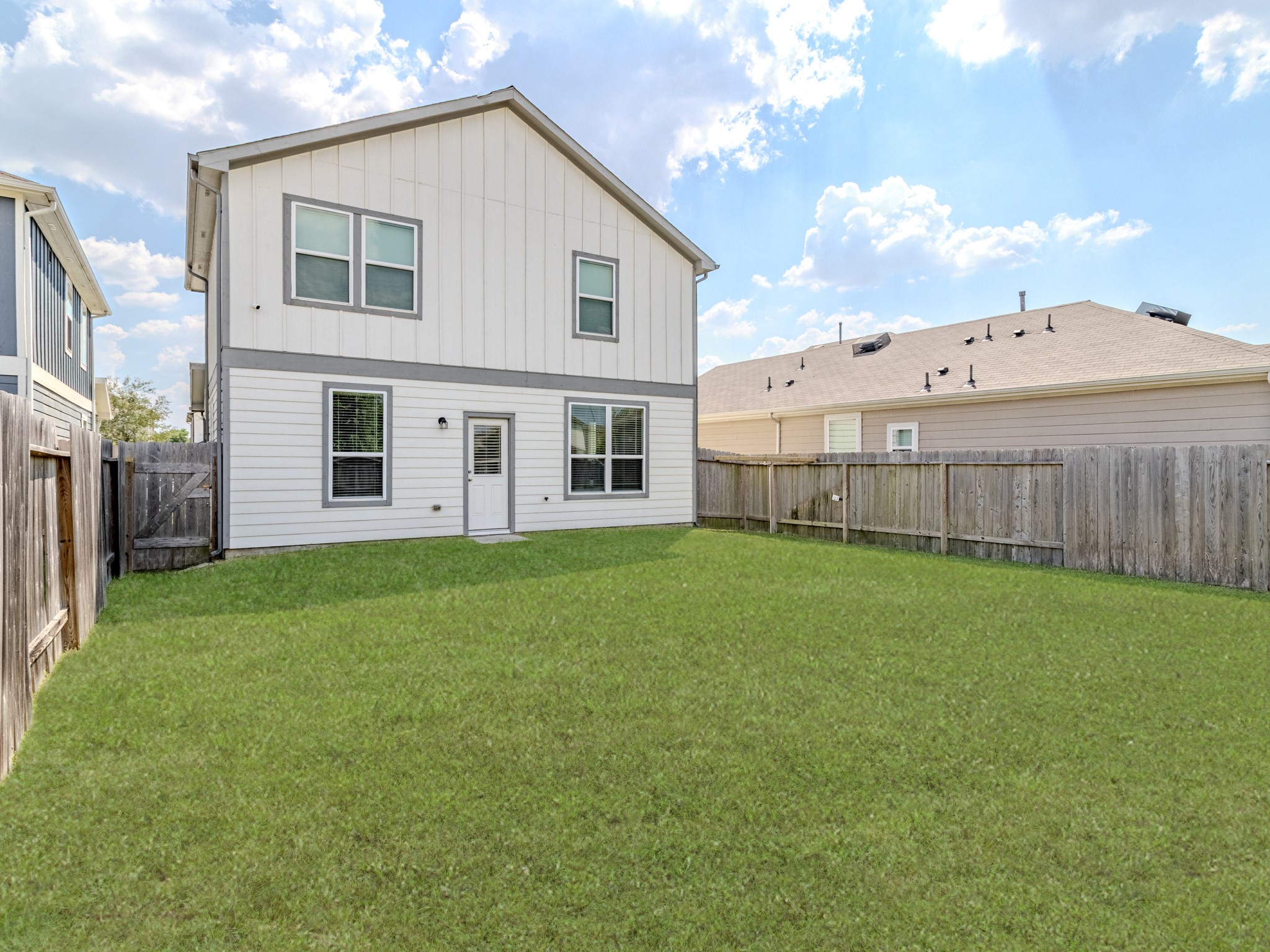 4406 Rushing Ridge Court Property Photo 36