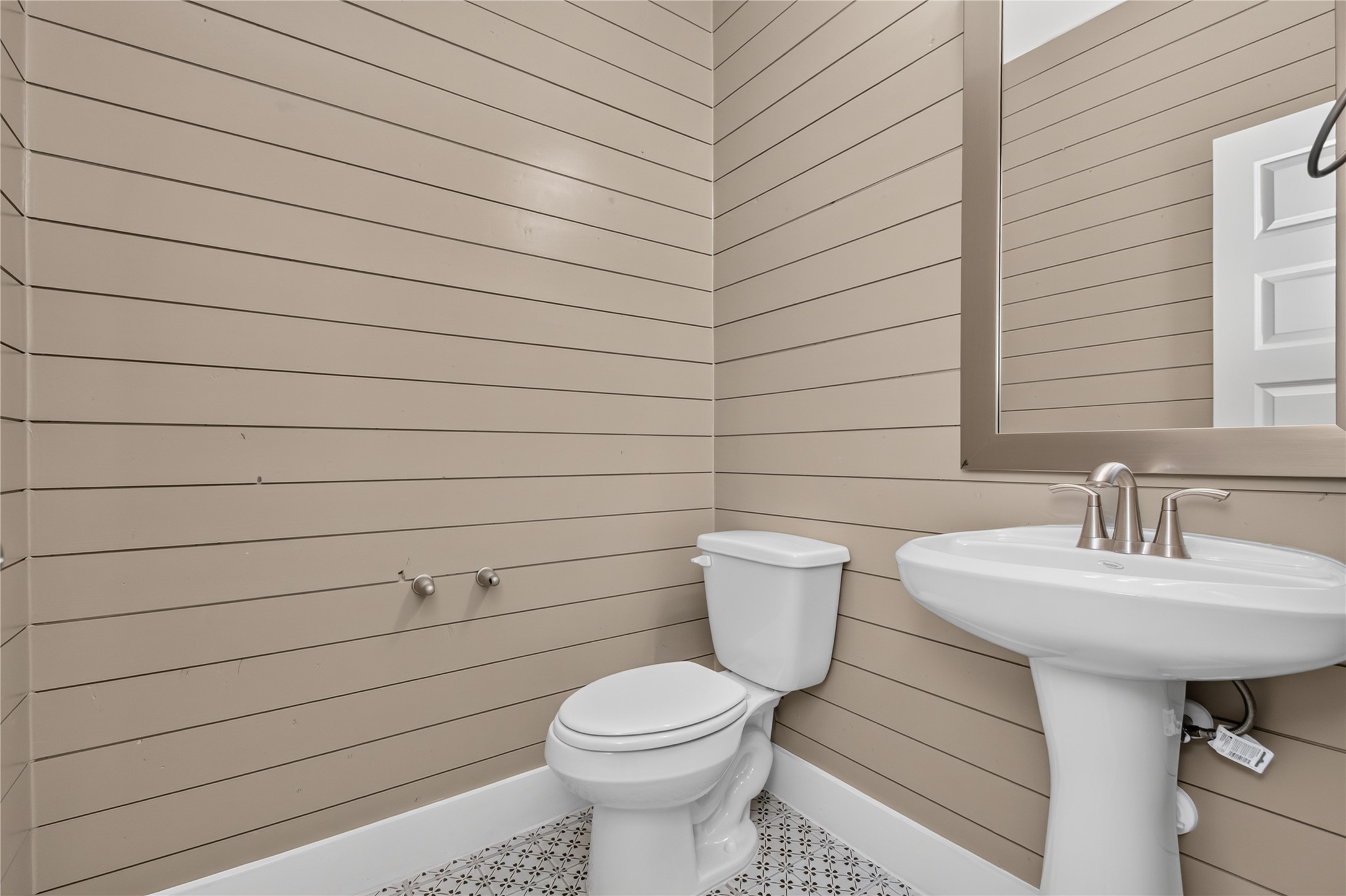 30414 Garden Ridge Court Property Photo 7