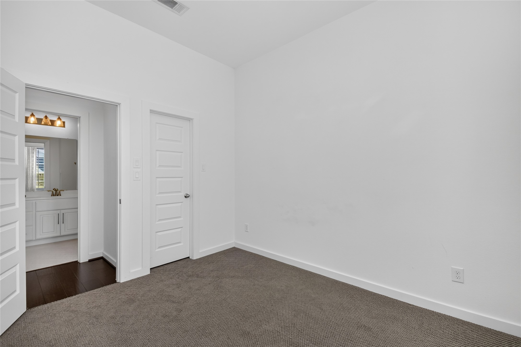 30414 Garden Ridge Court Property Photo 19