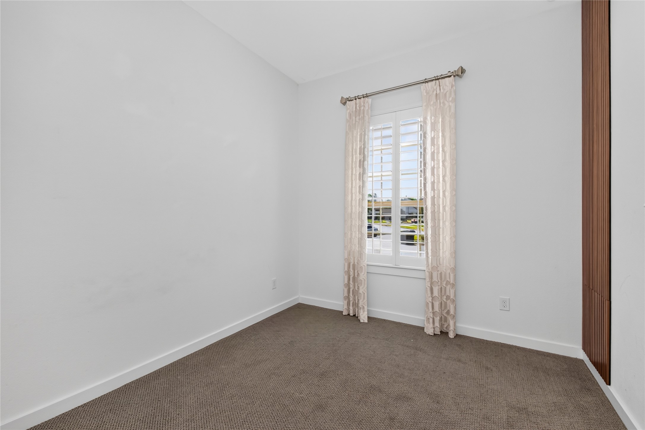 30414 Garden Ridge Court Property Photo 23
