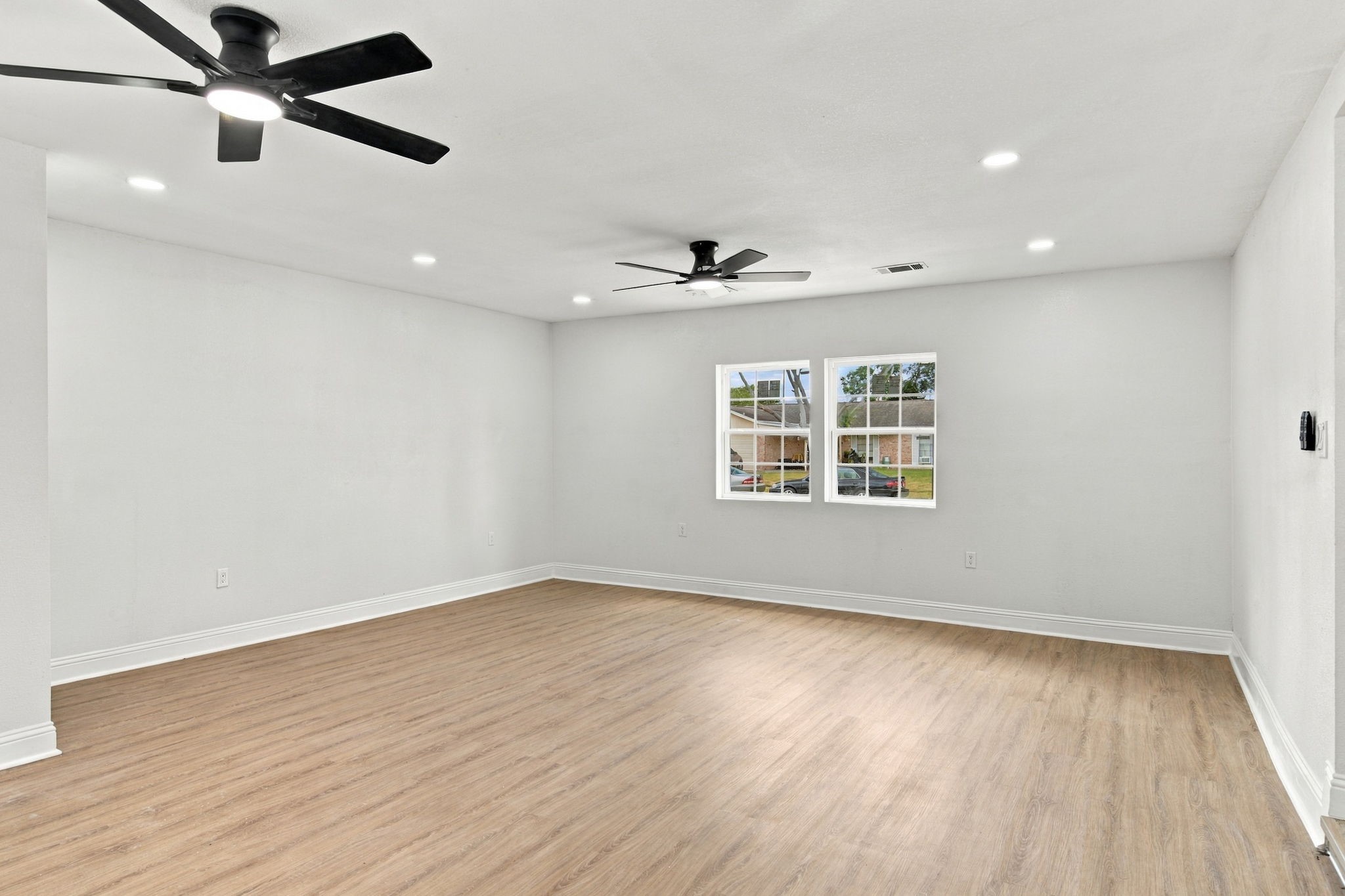 3931 Tiffany Drive Property Photo 5