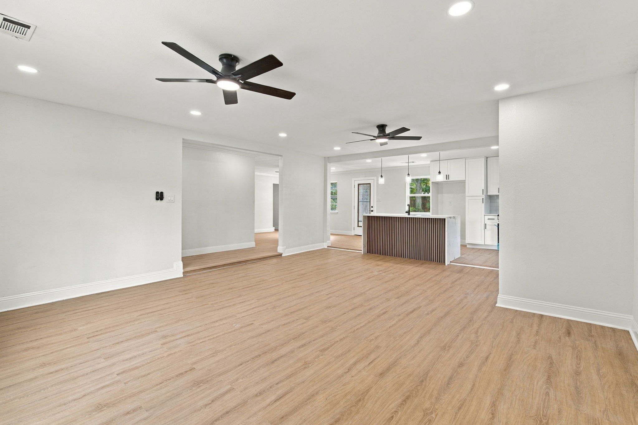3931 Tiffany Drive Property Photo 6