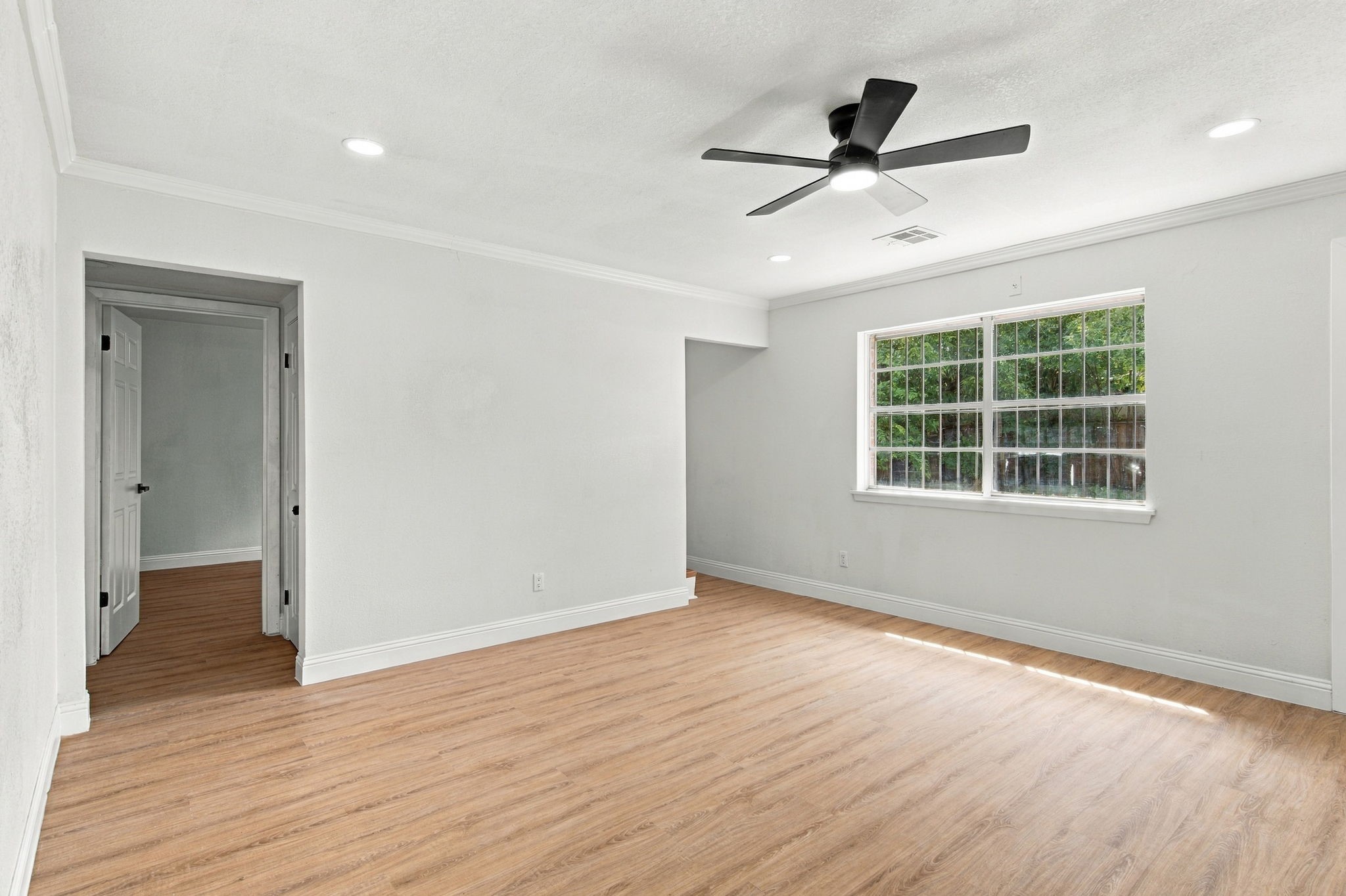 3931 Tiffany Drive Property Photo 12