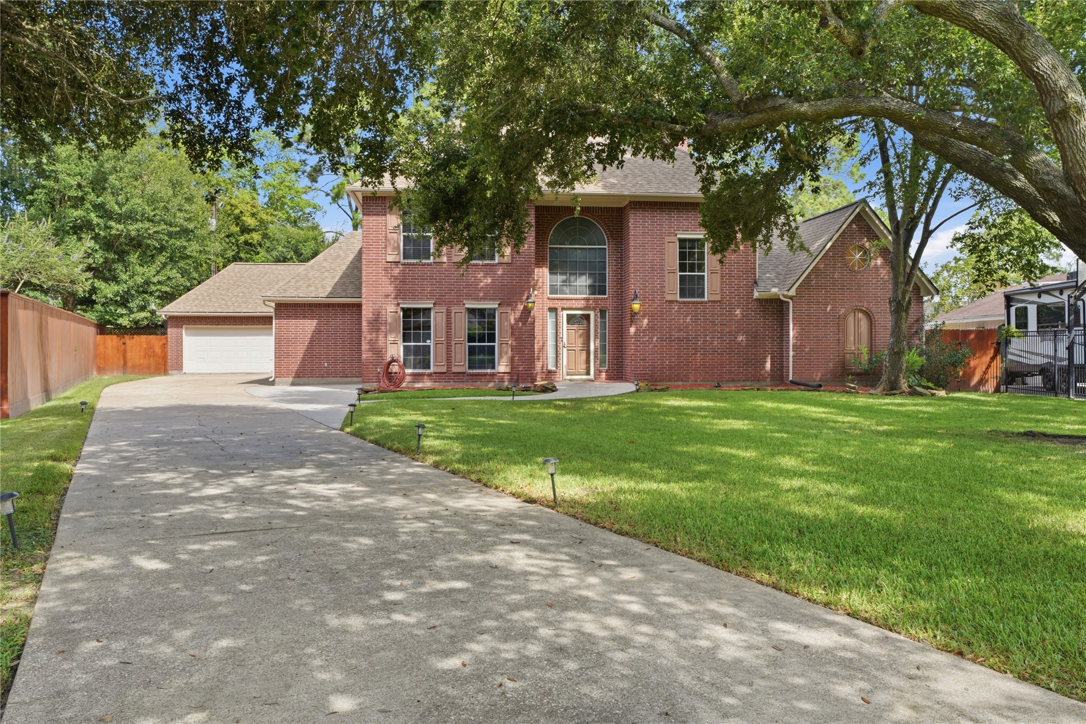 708 Bayou Crest Circle