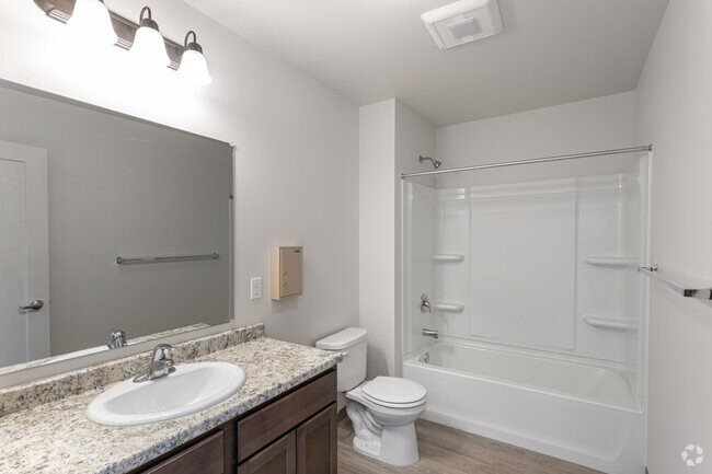 413 E Aspen Ave Property Photo 5