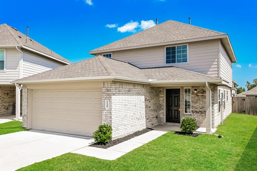 2546 Grayling Property Photo 1