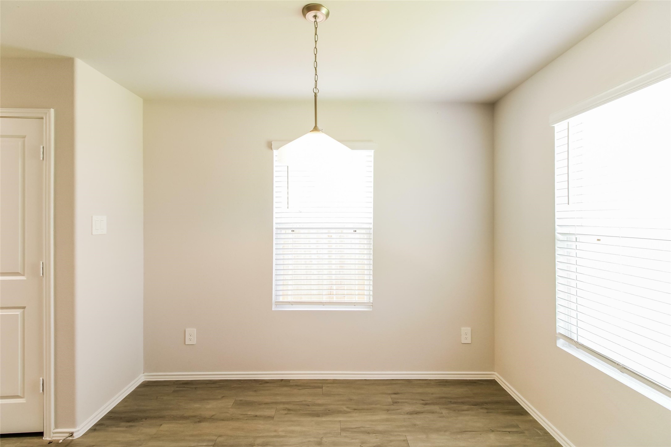2546 Grayling Property Photo 5