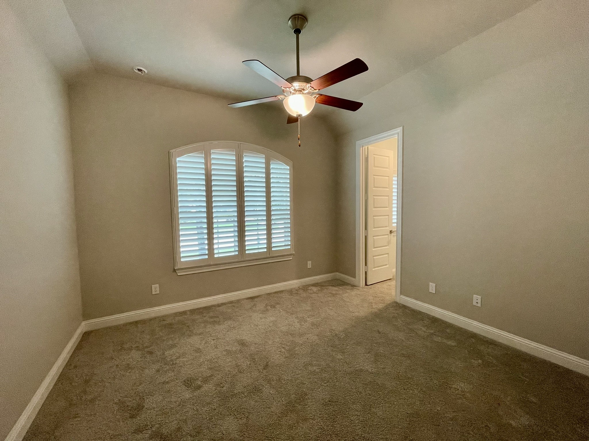 28162 Briarwood Pass Property Photo 26