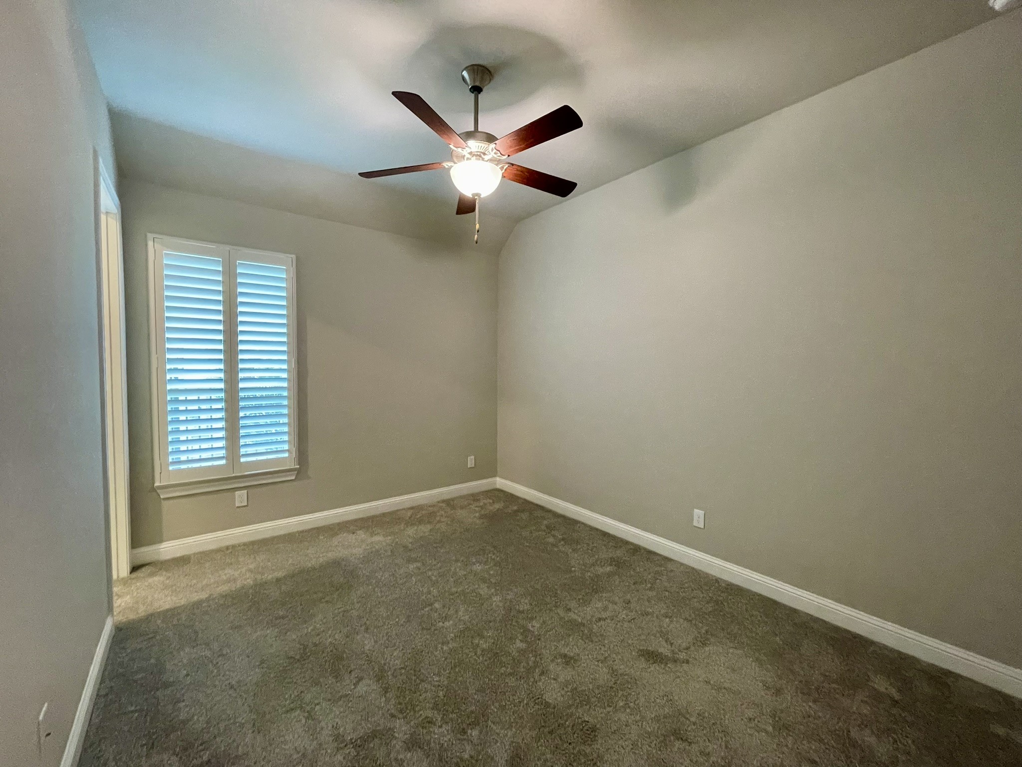 28162 Briarwood Pass Property Photo 29
