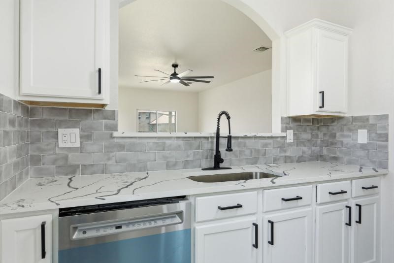 9723 Copper Rock Property Photo 6