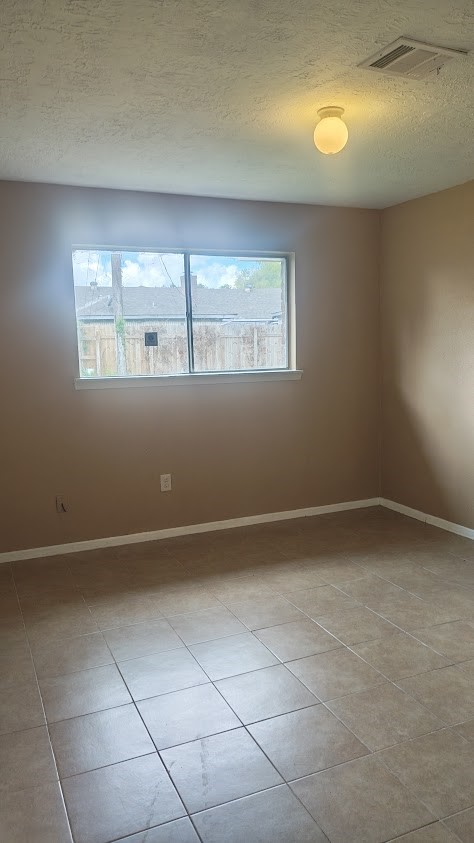 15434 Indian Woods Drive Property Photo 6