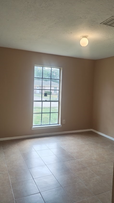 15434 Indian Woods Drive Property Photo 7