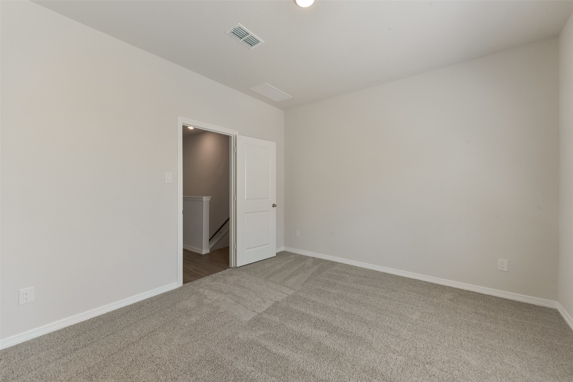6835 New York Street Property Photo 18