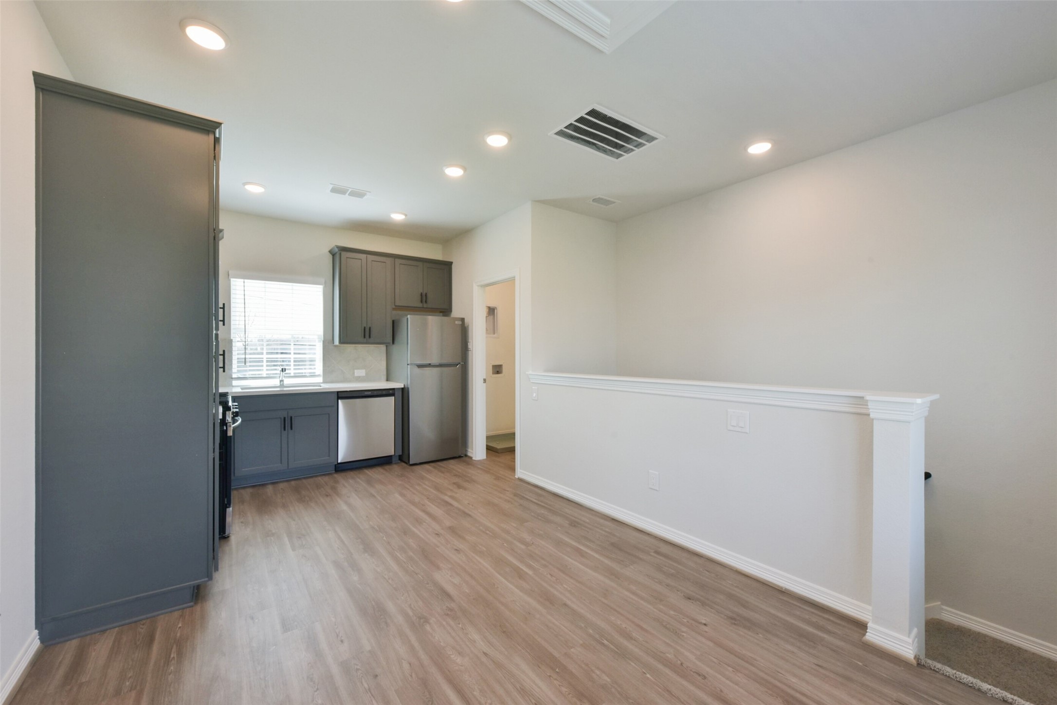 6835 New York Street Property Photo 34