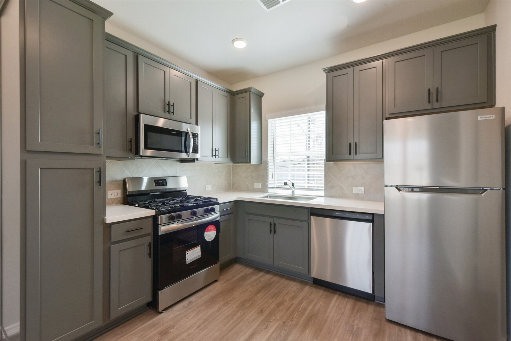 6835 New York Street Property Photo 35