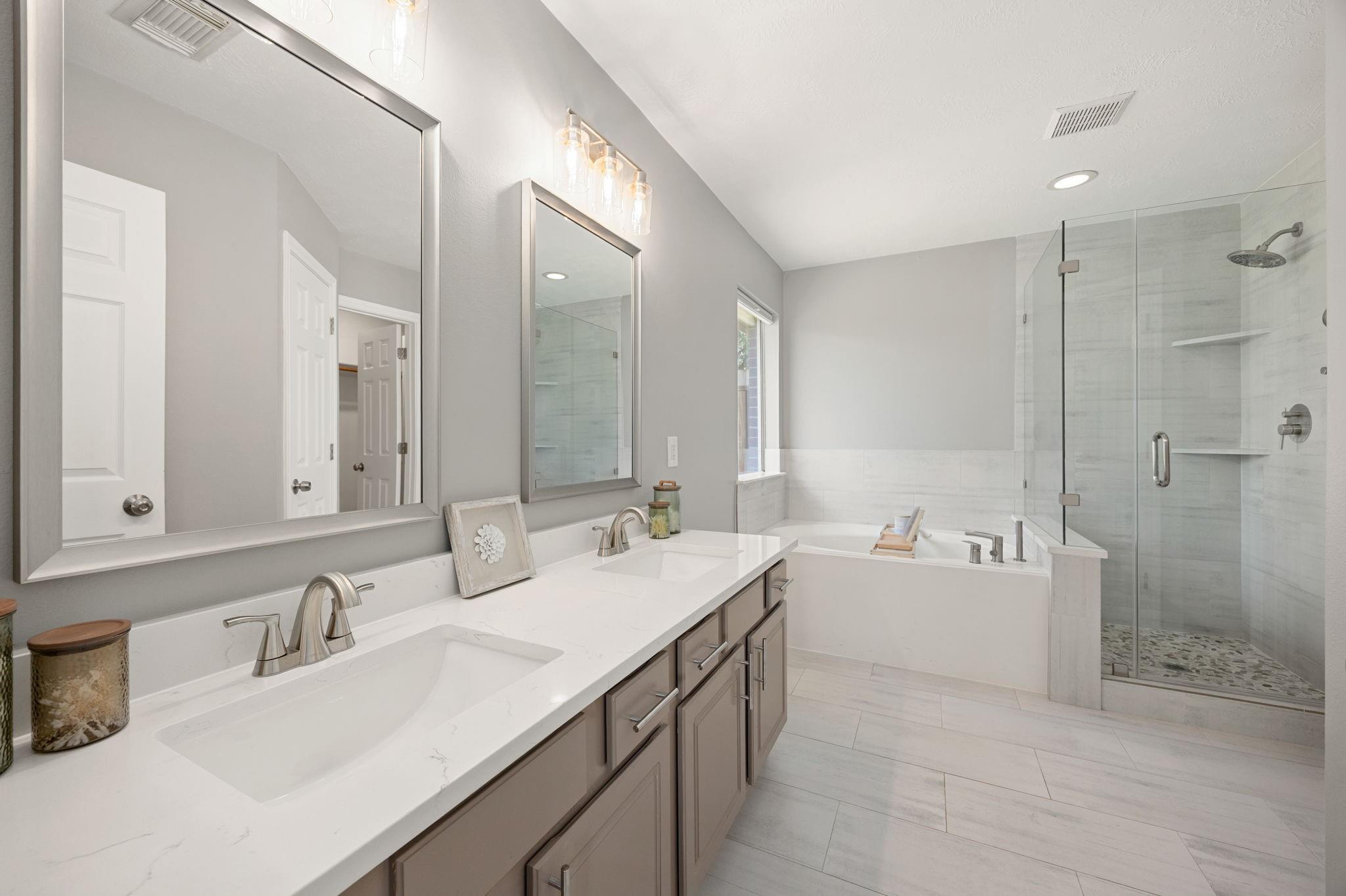 16403 Mauve Orchid Way Property Photo 1