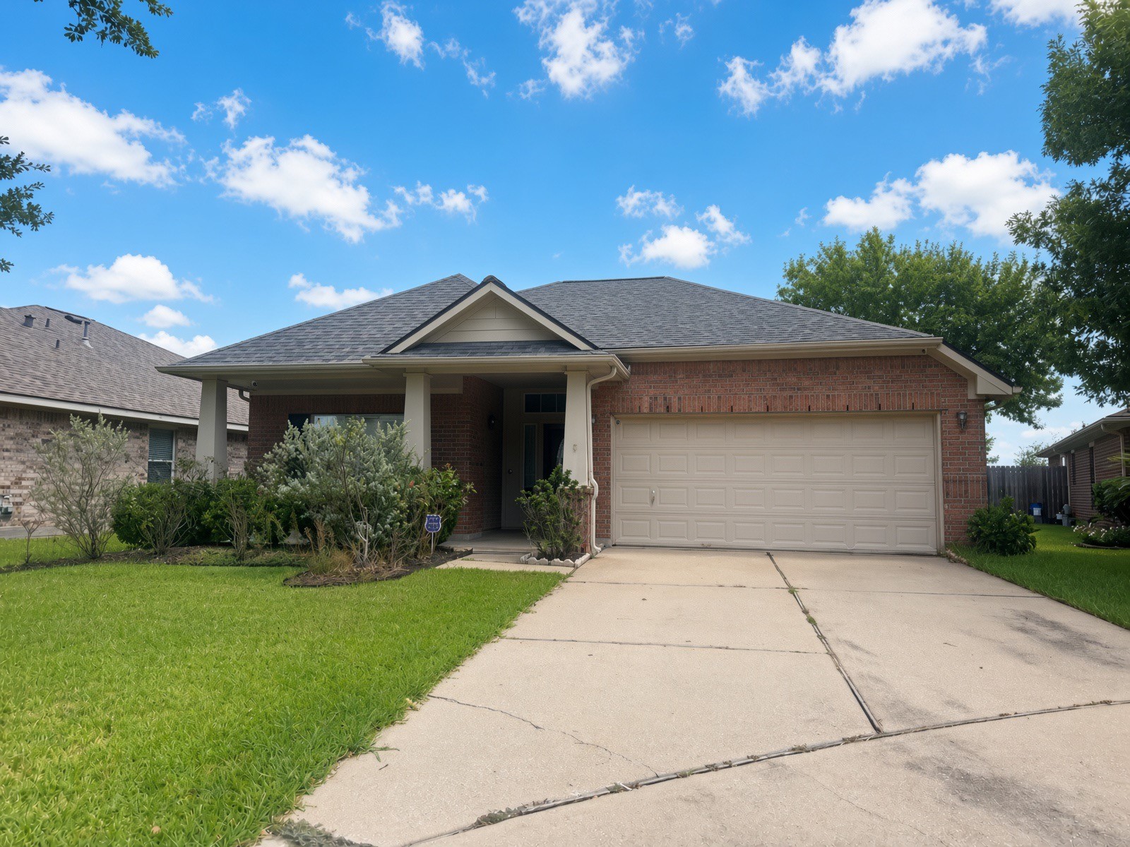 7339 Wimberly Oaks Lane Property Photo 1