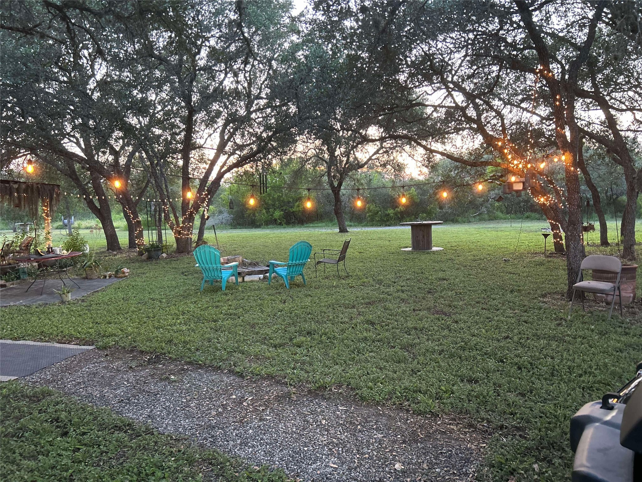 4025 Oil Field Road Property Photo 1
