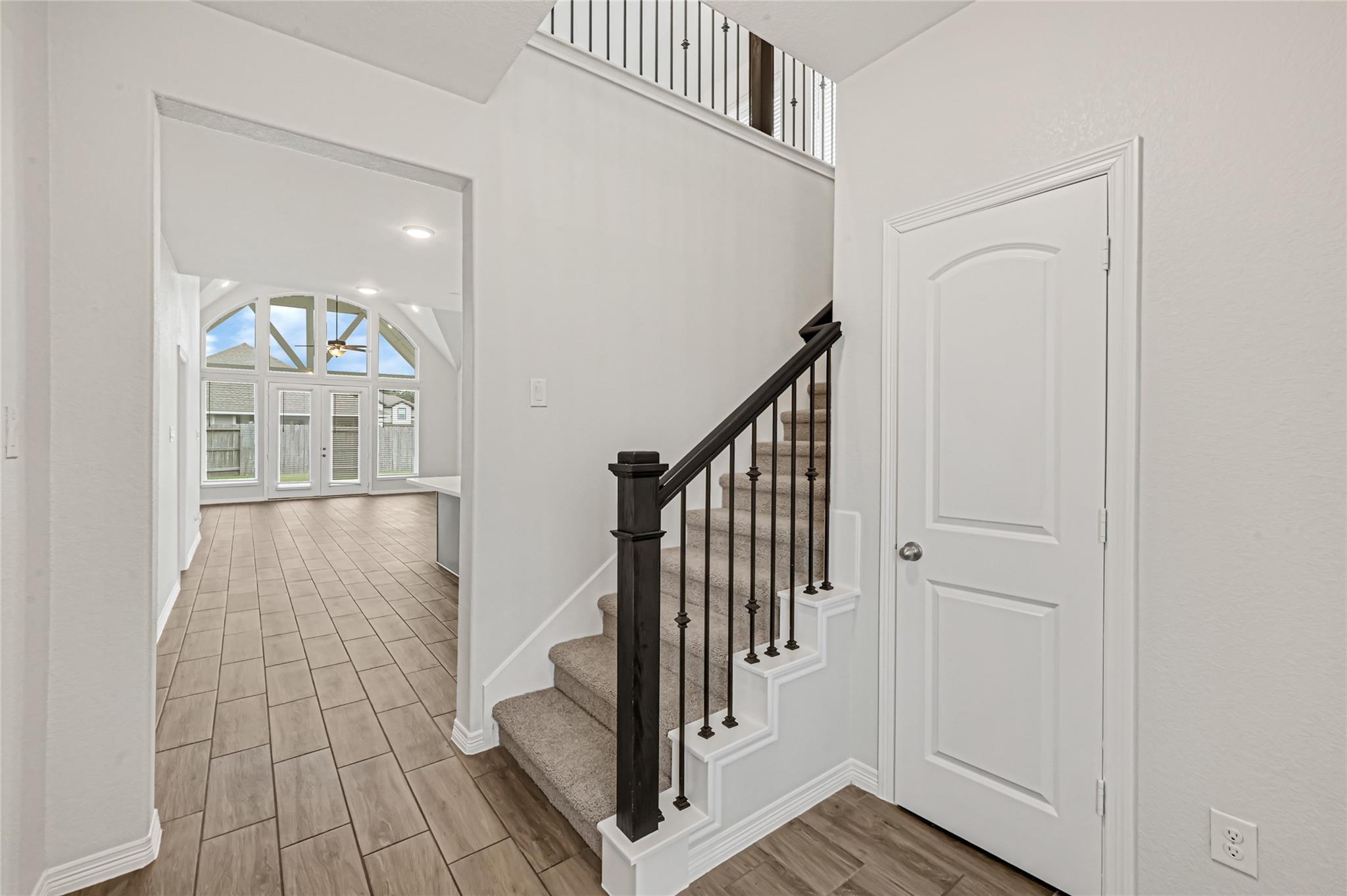 1835 Smithers Landing Drive Property Photo 4