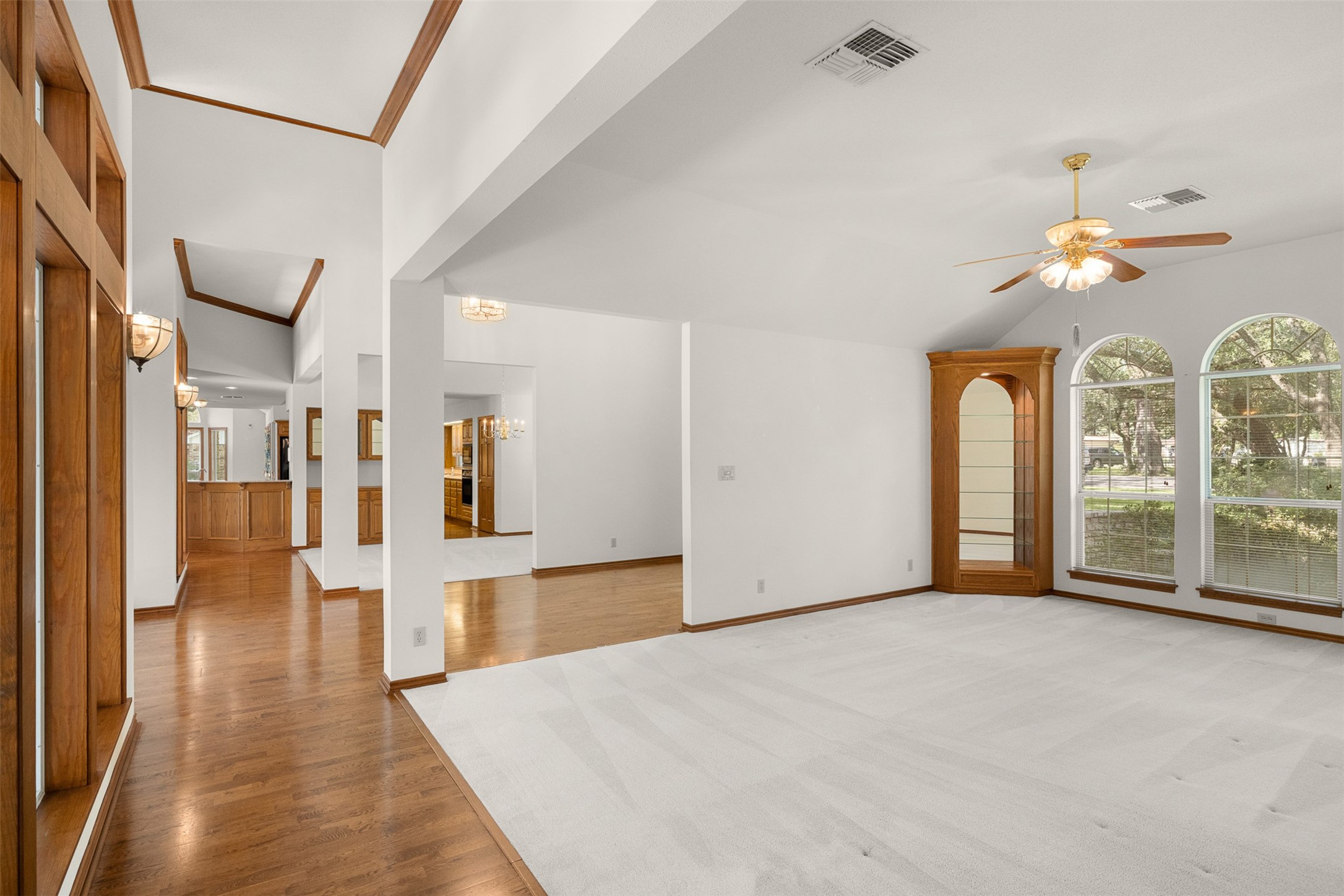 203 Oak Cluster Drive Property Photo 10