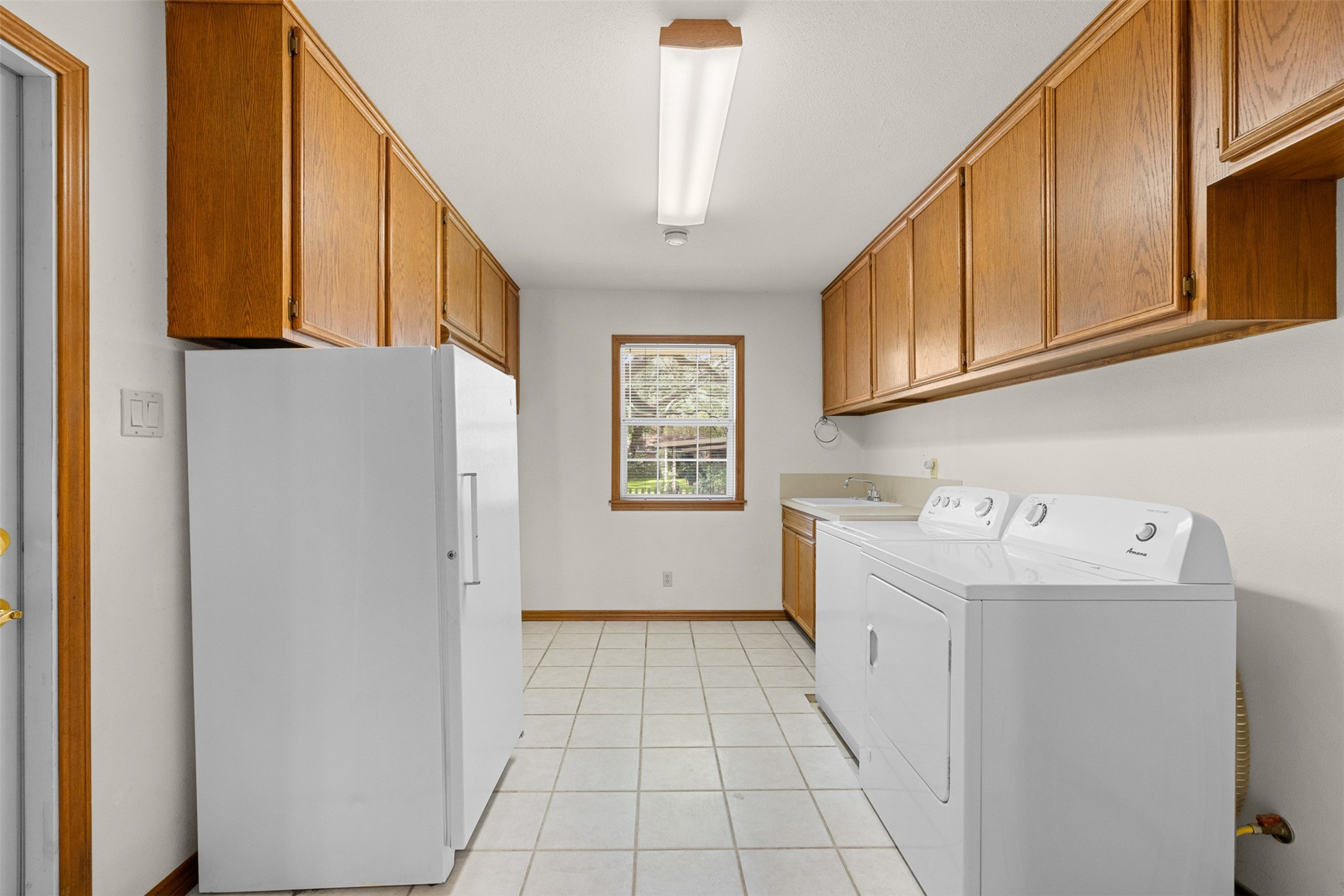 203 Oak Cluster Drive Property Photo 25