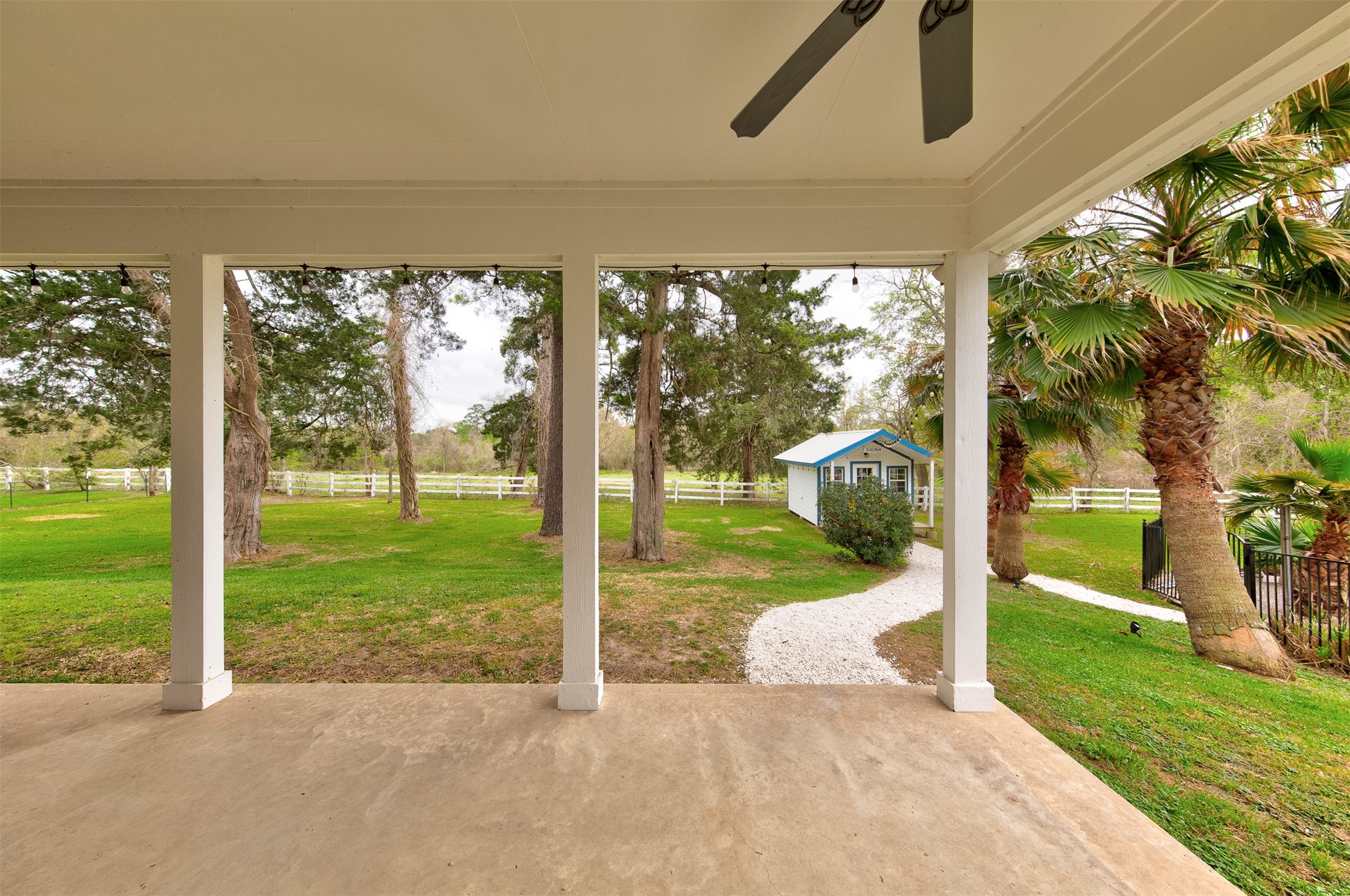 9520 El Chaco Drive Property Photo 11