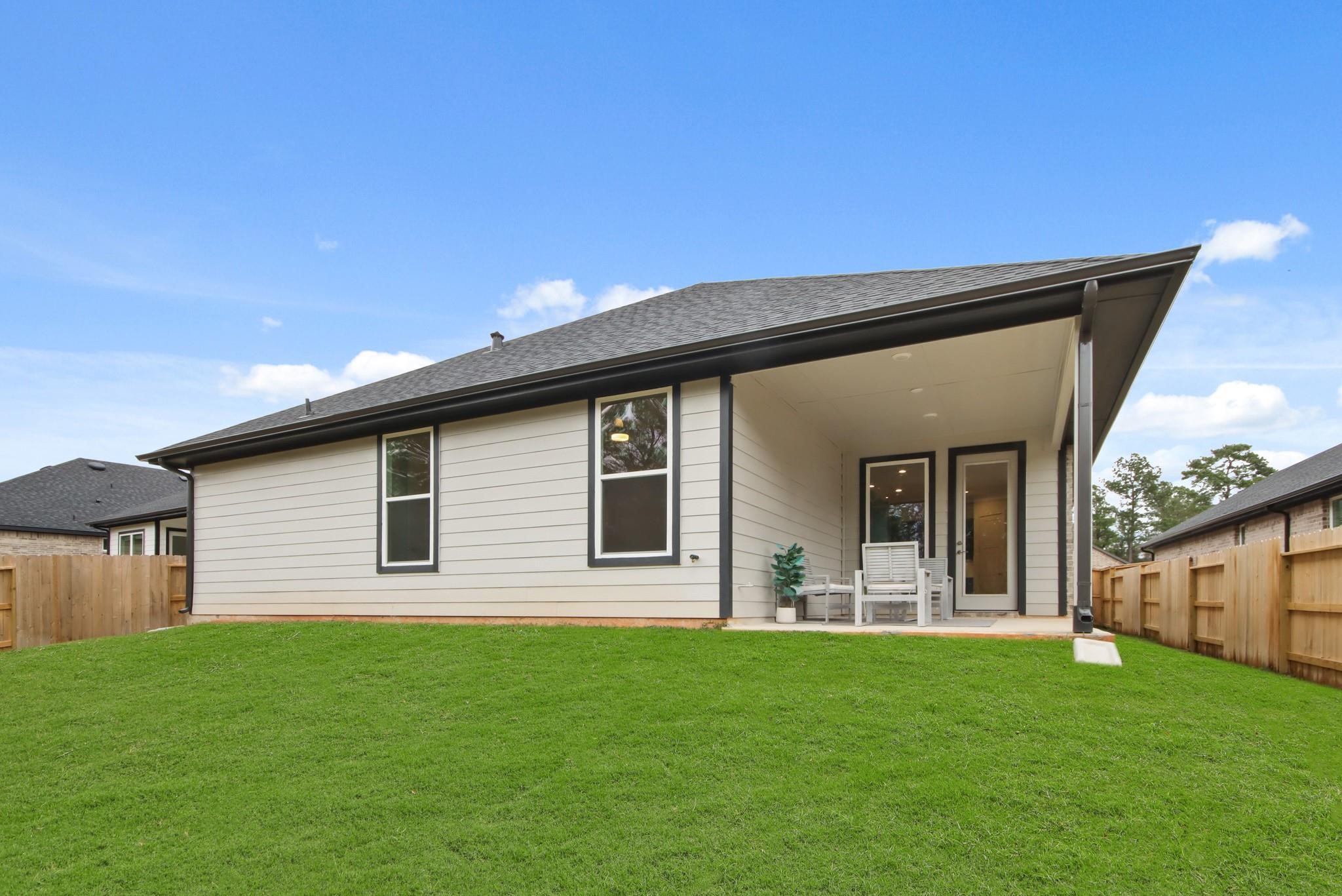 363 Springfield Terrace Drive Property Photo 15