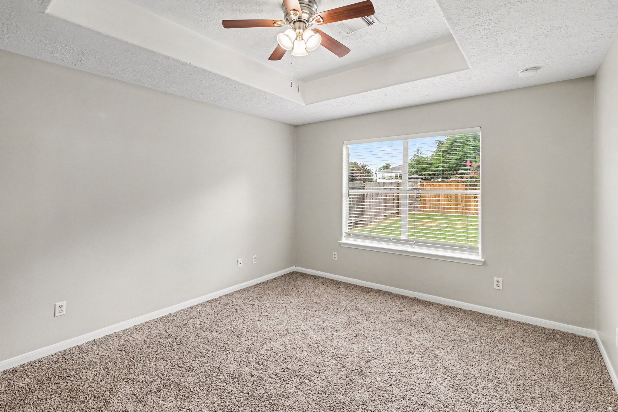 4914 Comal River Loop Property Photo 8