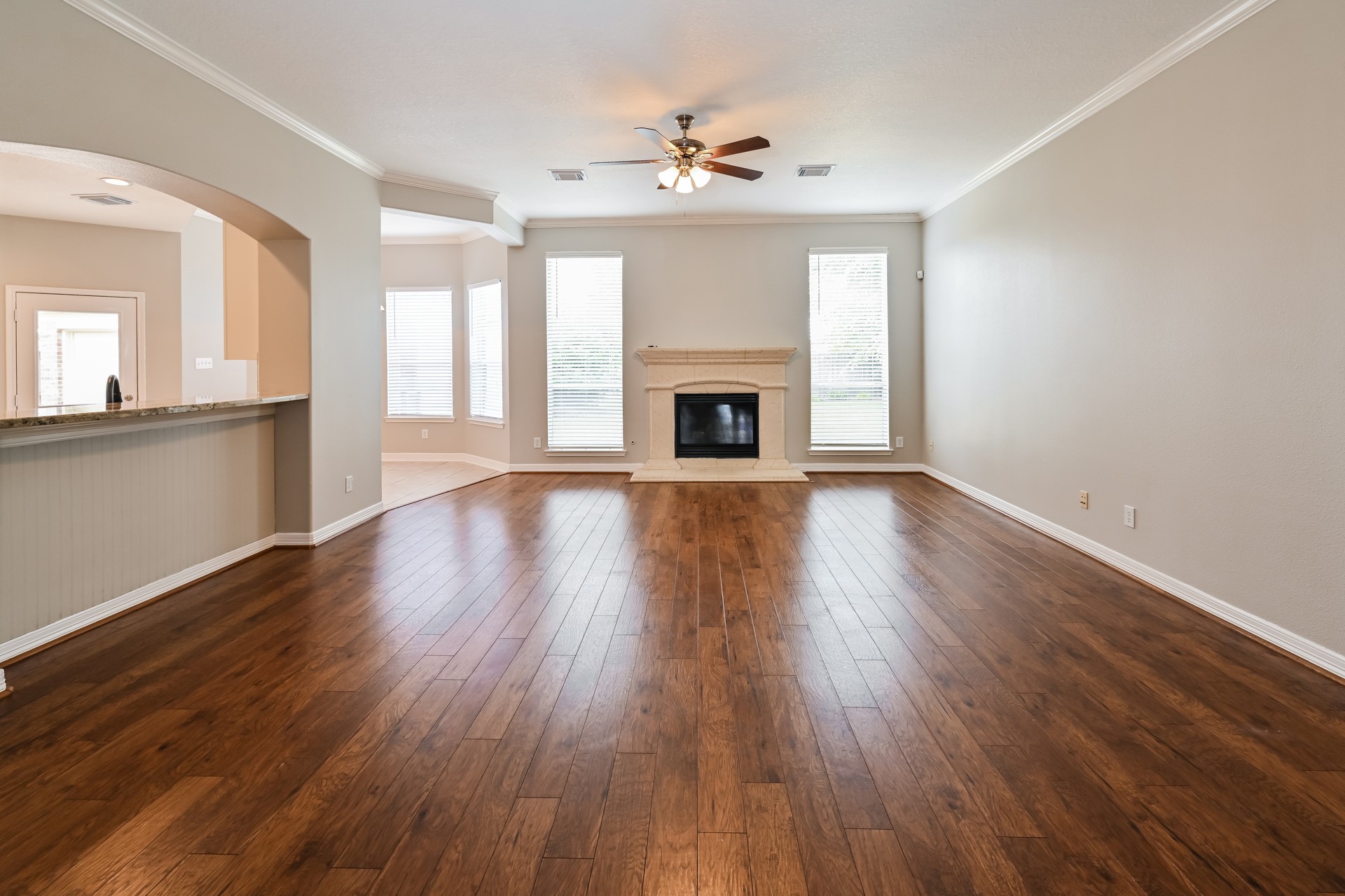 17714 Meadow Crossing Lane Property Photo 3
