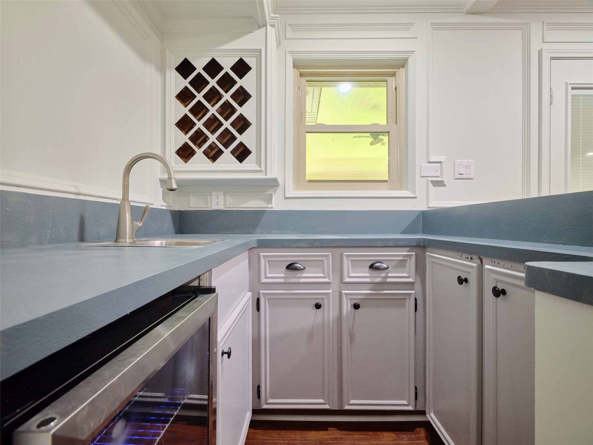 6915 Worcester Drive Property Photo 15