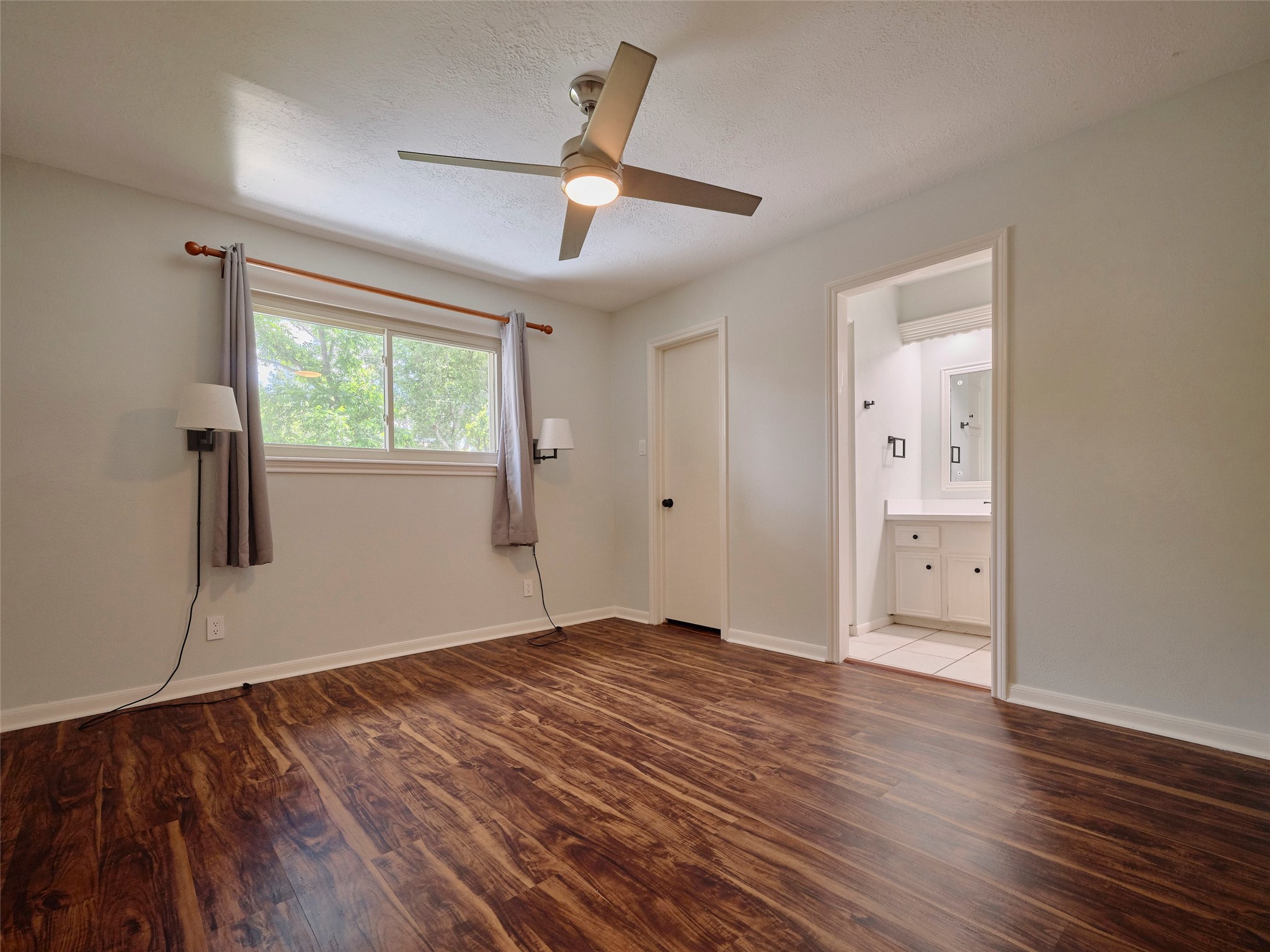 6915 Worcester Drive Property Photo 27