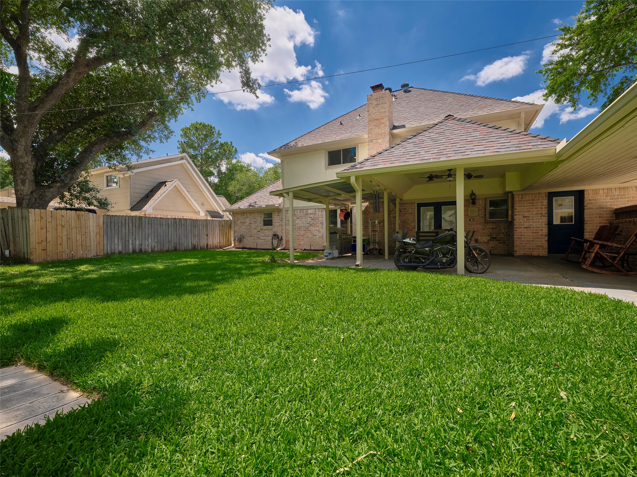 6915 Worcester Drive Property Photo 37