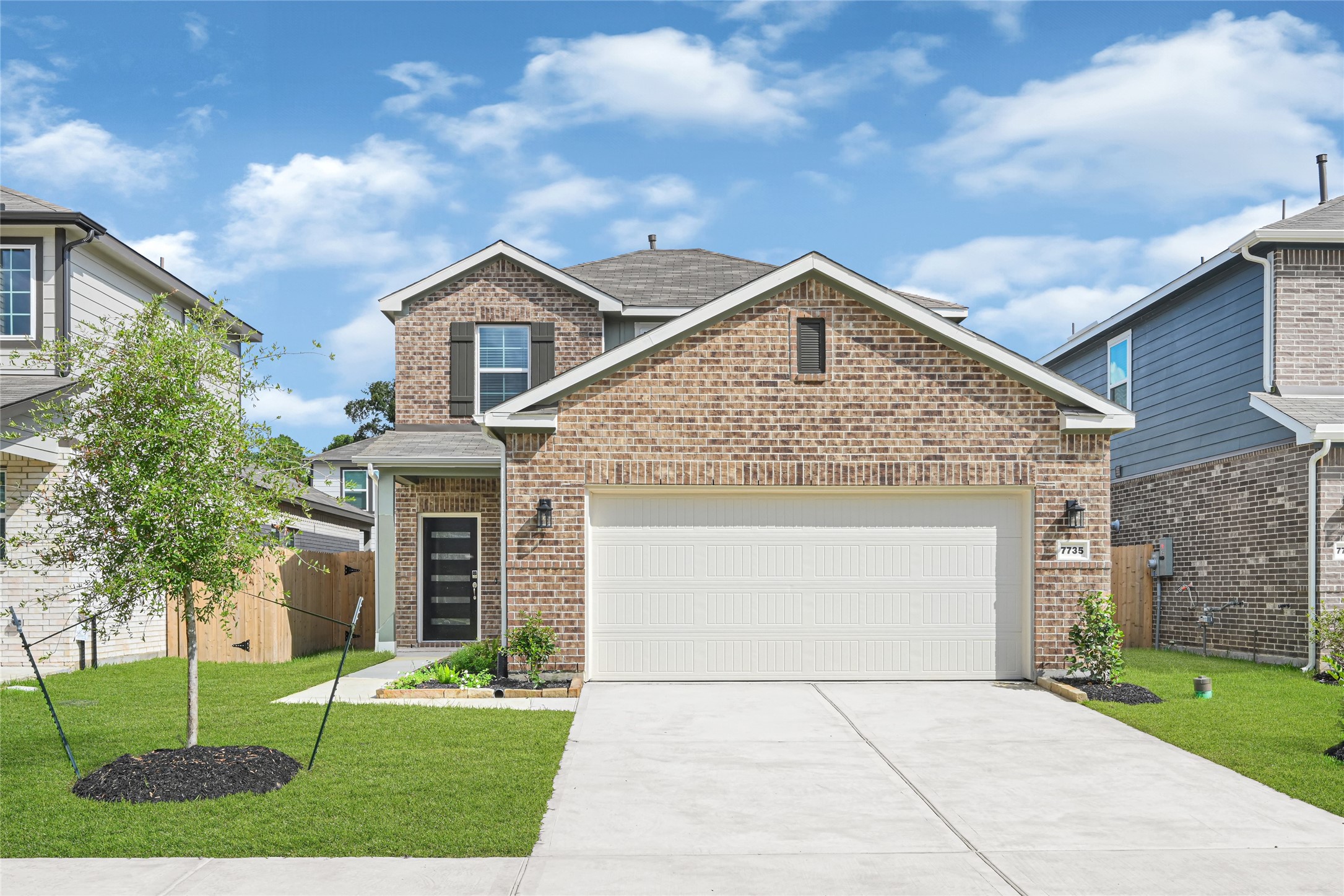 7735 Bergamot Circle Property Photo 1